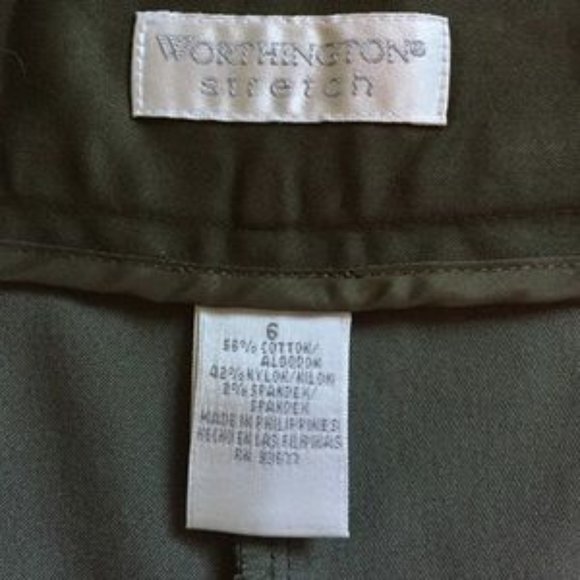 Ladies Pant Suit - Picture 4 of 4